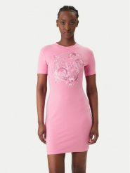 Versace Jeans Couture Sukienka codzienna 80HAOE01 CJ02E Różowy Slim Fit. Czerwone sukienki damskie Versace Jeans Couture, na co dzień, m, bez wzorów, z bawełny, bez kołnierzyka, bez ramiączek, proste. Za 939.99 zł.