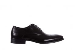 Półbuty Bayla-122 AT1328-1 Black, Czarny, Skóra naturalna - 45. Czarne półbuty męskie Bayla, bez wzorów, z materiału, bez obcasa, bez zapięcia. W wyprzedaży za 134.10 zł.