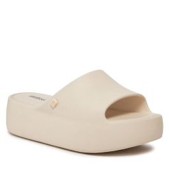 Klapki Melissa. Brązowe klapki damskie Melissa, bez wzorów, bez obcasa, bez zapięcia. Za 419.99 zł.