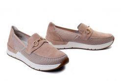 RIEKER 58955-31 pink, półbuty damskie. Czerwone półbuty damskie Rieker, bez wzorów, bez obcasa, bez zapięcia. Za 329.90 zł.