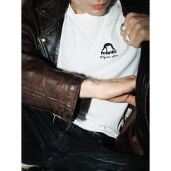 Koszulka sportowa MANTO Fight company z krótkim rękawem. Białe koszulki sportowe męskie Manto, m, bez wzorów, bez ramiączek. Za 119.00 zł.