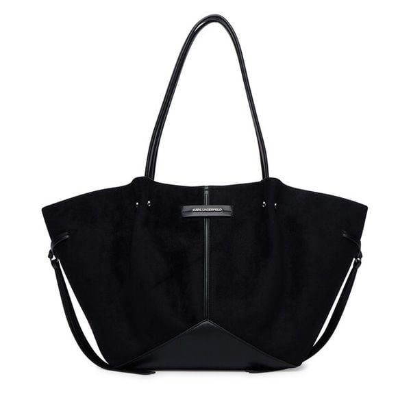 Torebka KARL LAGERFELD. Czarne shopperki damskie KARL LAGERFELD, bez wzorów, bez dodatków. Za 849.99 zł.