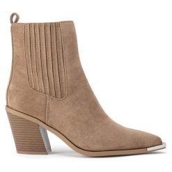 Botki DeeZee. Brązowe botki damskie DeeZee, bez wzorów, bez obcasa, na słupku, bez zapięcia. Za 199.99 zł.
