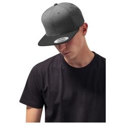 Czapka Flexfit Classique 2-tone. Czarne czapki damskie FLEXFIT, bez wzorów, z materiału, klasyczne. Za 67.65 zł.