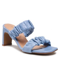 Klapki Bianco. Niebieskie klapki damskie Bianco, bez wzorów, bez obcasa, bez zapięcia. Za 299.99 zł.