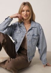 Niebieska Kurtka Jeansowa z Bawełną o Klasycznym Kroju Elliantrea. Niebieskie kurtki sportowe damskie Born2be, na lato, l, bez wzorów, z bawełny, bez ramiączek, bez kaptura. Za 159.99 zł.