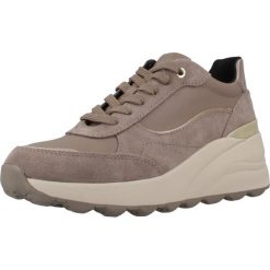 Buty GEOX D SPHERICA EC13 Brązowy. Brązowe obuwie trekkingowe damskie Geox, ze skóry, bez zapięcia. Za 533.99 zł.