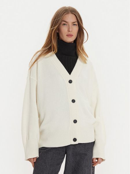 ViCOLO Kardigan 55007S Écru Regular Fit. Kardigany damskie ViCOLO, s, bez wzorów, z syntetyku, bez kołnierzyka. Za 459.99 zł.