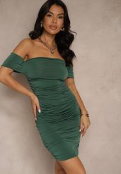 Zielona Sukienka Bodycon z Górą Open Shoulder i Marszczeniem Tosivea. Zielone sukienki damskie Renee, na co dzień, l, bez wzorów, bez kołnierzyka, bez ramiączek, mini, bodycon. Za 59.99 zł.