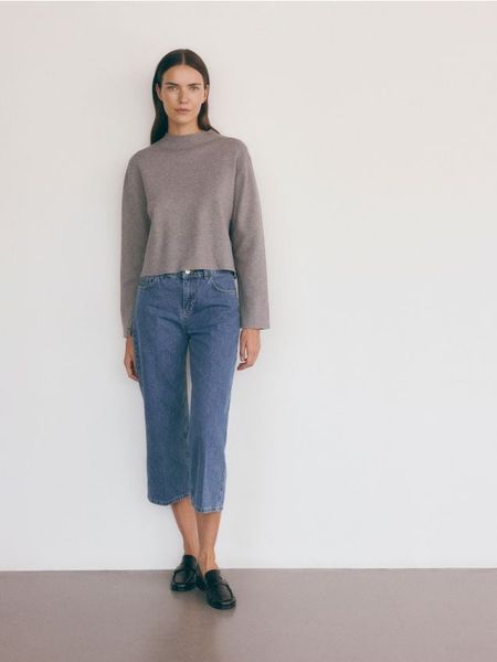 Jeansy culotte - niebieski. Niebieskie jeansy damskie Reserved, bez wzorów, z bawełny. W wyprzedaży za 99.99 zł.
