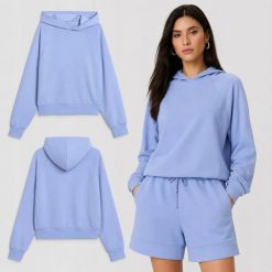 BLUZA DAMSKA 4F DRESOWA NIEROZPINANA Z KAPTUREM Z MODALEM KOLOR NIEBIESKI. Niebieskie bluzy damskie 4F, l, bez wzorów, z dresówki, klasyczne, bez ramiączek, z kapturem. Za 136.00 zł.