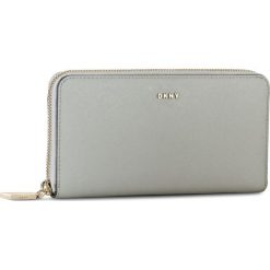 Duży Portfel Damski DKNY - Slgs-Bryant Park-Saffian R362350606 Marble 016. Niebieskie portfele damskie DKNY, ze skóry. W wyprzedaży za 249.00 zł.
