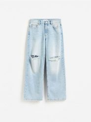 Jeansy baggy - niebieski. Niebieskie jeansy damskie Reserved, bez wzorów, z bawełny. Za 159.99 zł.