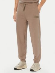 BOSS Spodnie dresowe JT_Long 50564096 Beżowy ciemny Relaxed Fit. Brązowe spodnie sportowe męskie Boss, m, bez wzorów, z bawełny. Za 599.99 zł.
