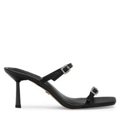 Klapki Nine West. Czarne klapki damskie Nine West, bez wzorów, bez obcasa, bez zapięcia. Za 239.99 zł.