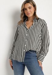 Czarna Bawełniana Koszula w Pionowe Paski Zdobiona Cyrkoniami Isorina. Czarne koszule damskie Born2be, l, z aplikacjami, z bawełny, eleganckie, bez kołnierzyka, bez ramiączek. Za 99.99 zł.