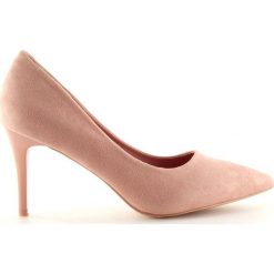 Wygodne czółenka na szpilce różowe LE012P Pink. Czerwone czółenka damskie ButyModne, bez wzorów, z materiału, eleganckie, bez obcasa, na obcasie, bez zapięcia. W wyprzedaży za 99.00 zł.