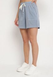 Jasnoniebieskie Klasyczne Szorty z Wiskozą ze Wsuwanymi Kieszeniami i Wiązaniem w Talii Sarafene. Niebieskie szorty damskie Born2be, bez wzorów, z wiskozy, eleganckie, z podwyższonym stanem. Za 69.99 zł.