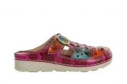 Klapki Laura Vita Dorry 08 Fushia 202040, Różowy, Skóra naturalna - 38. Czerwone klapki damskie Laura Vita, z aplikacjami, z materiału, eleganckie, bez obcasa, bez zapięcia. W wyprzedaży za 179.10 zł.