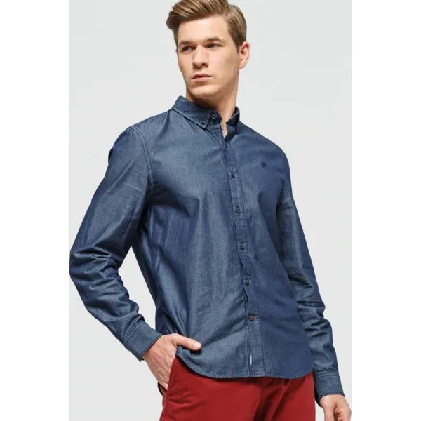 Timberland Koszula Ls Mumford River Modern Chambray Classic , granatowy, rozmiar M. Niebieskie koszule męskie Timberland, m, bez wzorów, z materiału, bez kołnierzyka, bez ramiączek. W wyprzedaży za 319.99 zł.