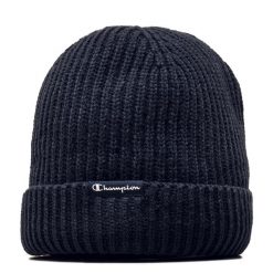 Czapka outdoor zimowa unisex Beanie. Zielone czapki damskie Champion, na zimę, bez wzorów. Za 93.00 zł.