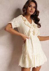 Beżowa Ażurowa Sukienka Mini z Gumką w Taliii Falbankami Rakki. Brązowe sukienki damskie Renee, l, z aplikacjami, z bawełny, bez kołnierzyka, bez ramiączek, mini. Za 99.99 zł.