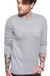 MĘSKI SWETER WRANGLER CREW KNIT MID GREY MEL W8A0PDX37 112132357. Szare swetry męskie Wrangler, m, bez wzorów, bez kołnierzyka, bez ramiączek. Za 129.99 zł.