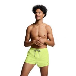 Męskie kąpielówki Puma, krótkie, Fast Yellow. Żółte kąpielówki męskie Puma, m, bez wzorów, krótkie. Za 173.99 zł.