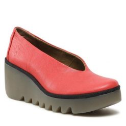 Półbuty Fly London. Czerwone półbuty damskie Fly London, bez wzorów, bez obcasa, na koturnie, bez zapięcia. Za 492.99 zł.