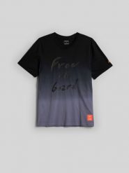 4F T-shirt regular z nadrukiem męski - czarna XL. Czarne t-shirty męskie 4F, m, bez wzorów, z jeansu, bez kołnierzyka, bez ramiączek. Za 89.99 zł.