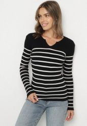 Czarna Bluzka z Bawełną w Paski Ozdobiona Guzikami Gelvila. Czarne bluzki damskie Born2be, s, bez wzorów, z bawełny, bez kołnierzyka, bez ramiączek. Za 59.99 zł.