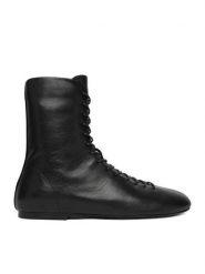 GINO ROSSI Botki EO-SELTI-V2130-13-1 Czarny. Czarne botki damskie Gino Rossi, bez wzorów, ze skóry, bez obcasa, na płaskiej podeszwie, bez zapięcia. Za 259.99 zł.