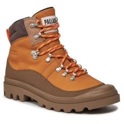 Trapery Palladium. Brązowe trapery damskie Palladium, bez zapięcia. Za 829.99 zł.