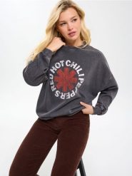 Bluza crewneck Red Hot Chili Peppers - szary. Szare bluzy damskie Sinsay, l, bez wzorów, bez ramiączek, bez kaptura. W wyprzedaży za 39.99 zł.