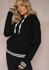Czarna Bluza Kangurka z Bawełny ze Ściągaczami w Paski i Kapturem Gaiana. Czarne bluzy damskie Renee, bez wzorów, z bawełny, casualowe, bez ramiączek, z kapturem. Za 99.99 zł.