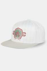 Czapka baseballowa dla dorosłych, unisex – sportowa. Białe czapki damskie AFTER ESSENTIALS, bez wzorów, z poliesteru, młodzieżowe. Za 66.00 zł.