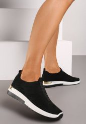 Czarne Buty Sportowe Thaderus. Czarne obuwie sportowe damskie Born2be, bez wzorów, bez zapięcia. Za 34.99 zł.