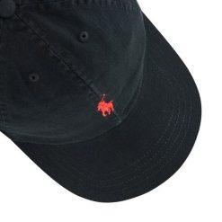 Czapka z daszkiem Polo Ralph Lauren. Czarne czapki damskie Polo Ralph Lauren, bez wzorów. Za 139.99 zł.