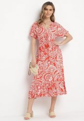 Czerwona Sukienka W stylu Boho z Gumką w Pasie i Chwostami Wornima. Czerwone sukienki damskie Born2be, l, bez wzorów, boho, bez kołnierzyka, bez ramiączek, midi. Za 79.99 zł.