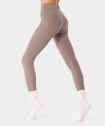 Legginsy crossback na pilates dla kobiet Carpatree Balletcore. Szare legginsy damskie Carpatree, bez wzorów, z dzianiny. Za 175.99 zł.