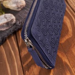 Paolo Peruzzi Portfel damski skórzany w geometryczny wzór granatowy RFID T-116-HDB. Niebieskie portfele damskie Paolo Peruzzi. Za 96.58 zł.
