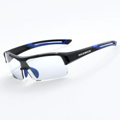 Okulary przeciwsłoneczne fotochromowe z ochroną UV400. Czarne okulary przeciwsłoneczne damskie ROCKBROS. Za 155.60 zł.