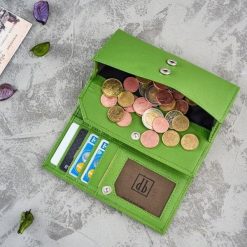 Paolo Peruzzi Portfel damski ze skóry zielony T-45-GR. Zielone portfele damskie Paolo Peruzzi, ze skóry. Za 115.40 zł.