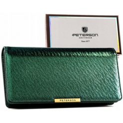 Zielony portfel damski ze skóry ekologicznej zamykany na zatrzask i suwak PTN 005-NF8 Peterson. Zielone portfele damskie Peterson, ze skóry ekologicznej. Za 69.00 zł.