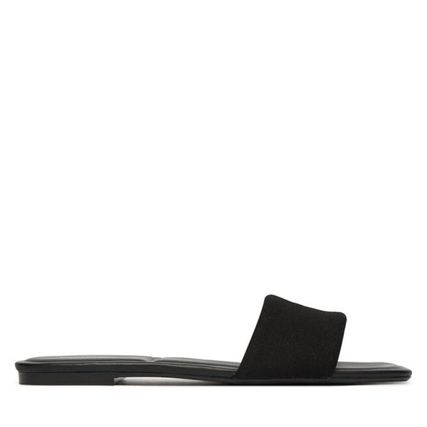 Klapki Calvin Klein. Czarne klapki damskie Calvin Klein, bez wzorów, bez obcasa, bez zapięcia. Za 222.99 zł.