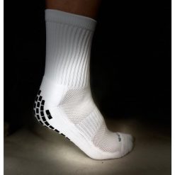 Skarpety piłkarskie/ getry antypoślizgowe SPEED 37-41. Białe skarpetki damskie YAKIMASPORT, bez wzorów. Za 14.99 zł.