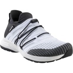 Buty do chodzenia damskie UYN Free Flow Tune. Białe obuwie trekkingowe damskie UYN, z materiału, bez zapięcia. Za 607.00 zł.