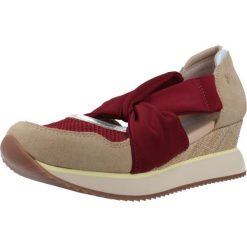 Sandały GIOSEPPO 78614G Bordeaux. Czerwone sandały damskie Gioseppo, bez wzorów, ze skóry, bez obcasa, bez zapięcia. Za 348.99 zł.