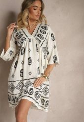 Czarno-Biała Sukienka z Wiskozy w Stylu Boho Virisna. Czarne sukienki damskie Renee, na imprezę, na lato, l, z aplikacjami, z wiskozy, boho, bez kołnierzyka, bez ramiączek, midi. Za 49.99 zł.