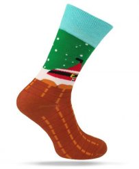 Świąteczne Skarpetki - Alties - Mikołaj w Kominie. Skarpety męskie Alties, bez wzorów, z bawełny. Za 19.90 zł.